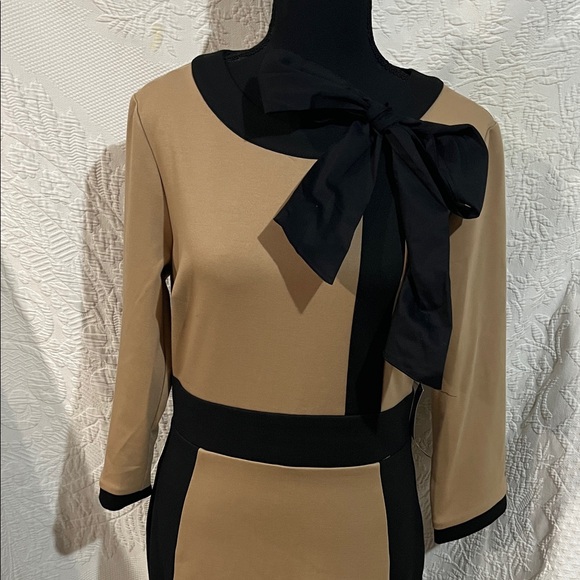 New York & Company Blouson Bow Dress,‎ size small, NWT - Picture 2 of 13